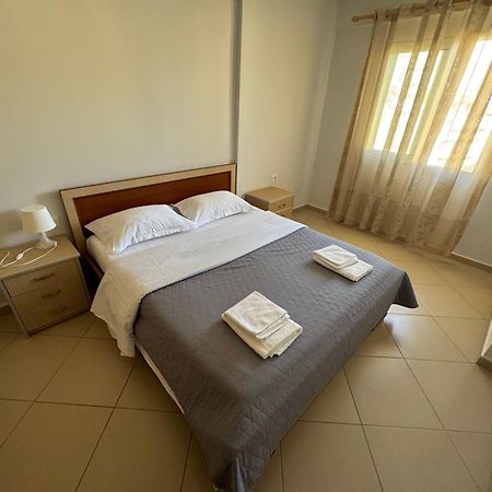 Comfort 1 Apartment Saranda Dış mekan fotoğraf