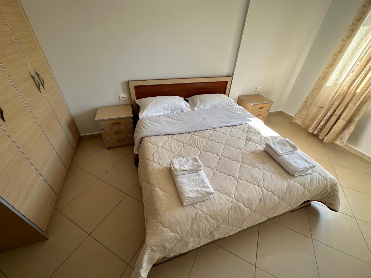 Comfort 1 Apartment Saranda Dış mekan fotoğraf