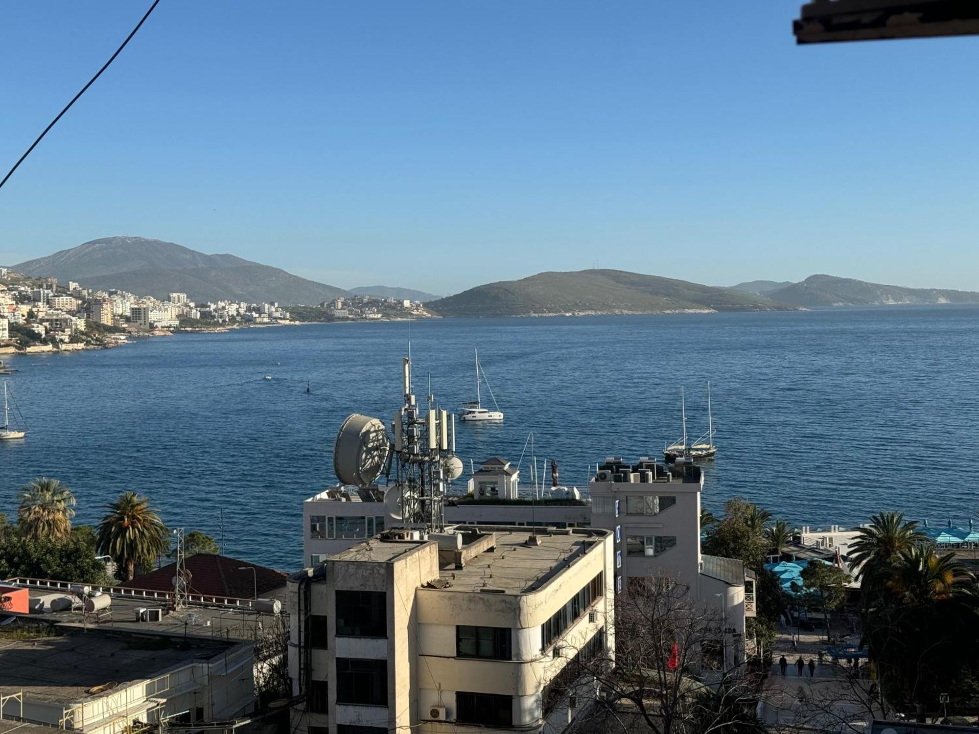 Comfort 1 Apartment Saranda Dış mekan fotoğraf